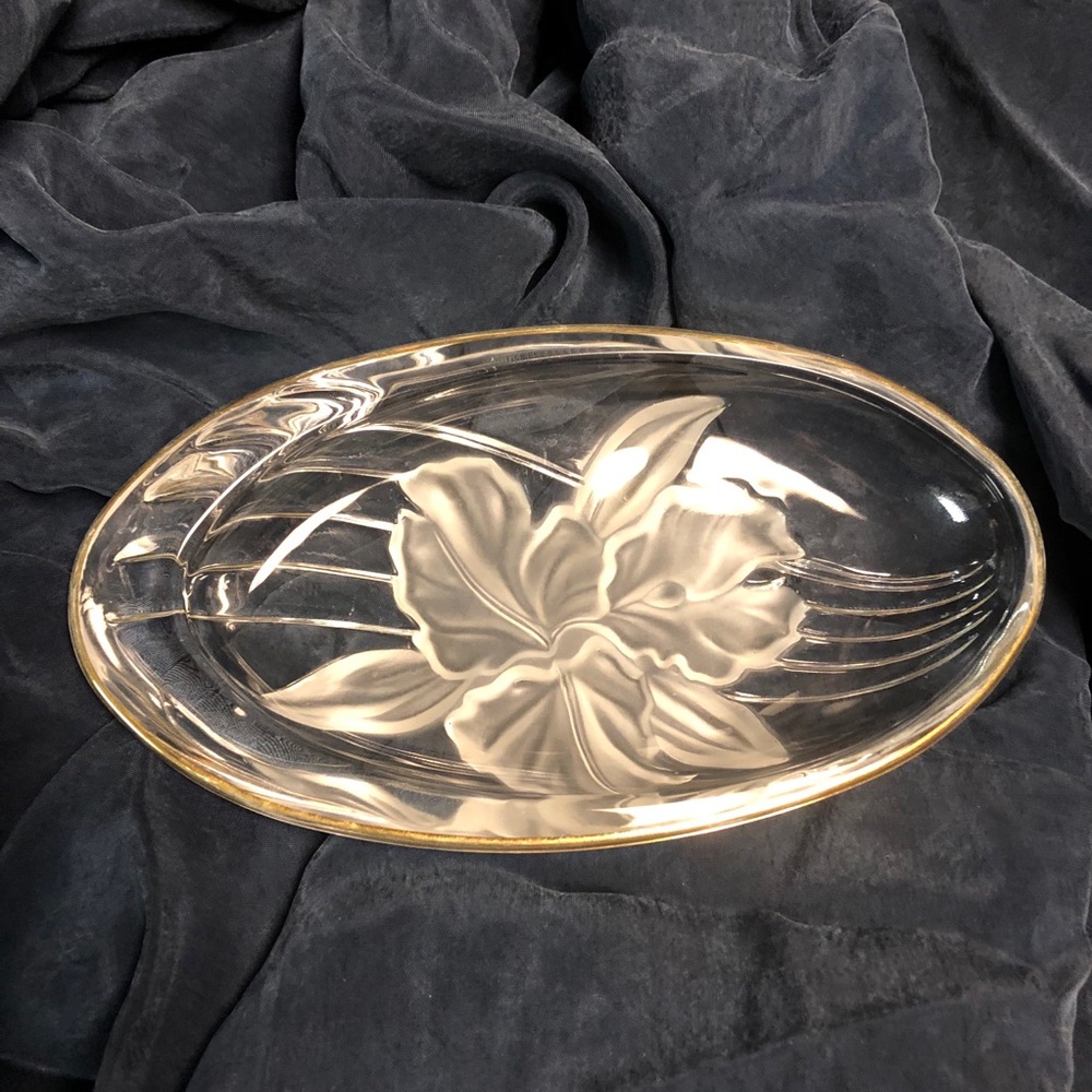 MIKASA- Crystal Iris (flower) Dish/Bowl. NWOT